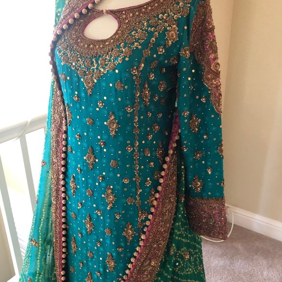 Pakistani Wedding Dress - Picture 4 of 8
